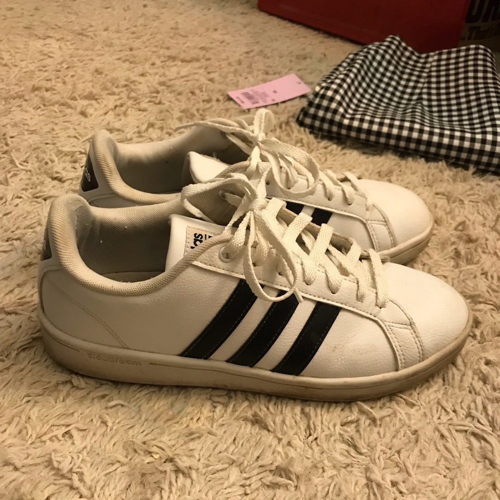 Adidas White Shoes Size 8/8.5